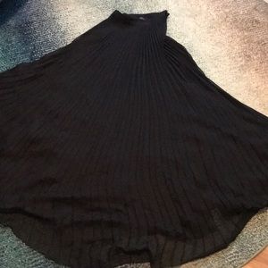 Lulus maxi pleated skirt